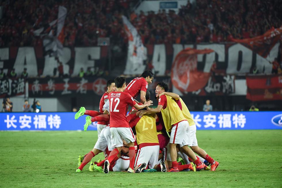 皇马青年军再战欧洲！青年欧冠32强对阵马赛，未来之星即将绽放（皇马青训军团再踏欧战：青年欧冠32强迎战马赛，明日之星蓄势绽放）